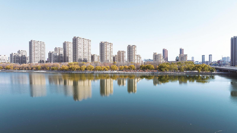 昆河如镜映鹿城